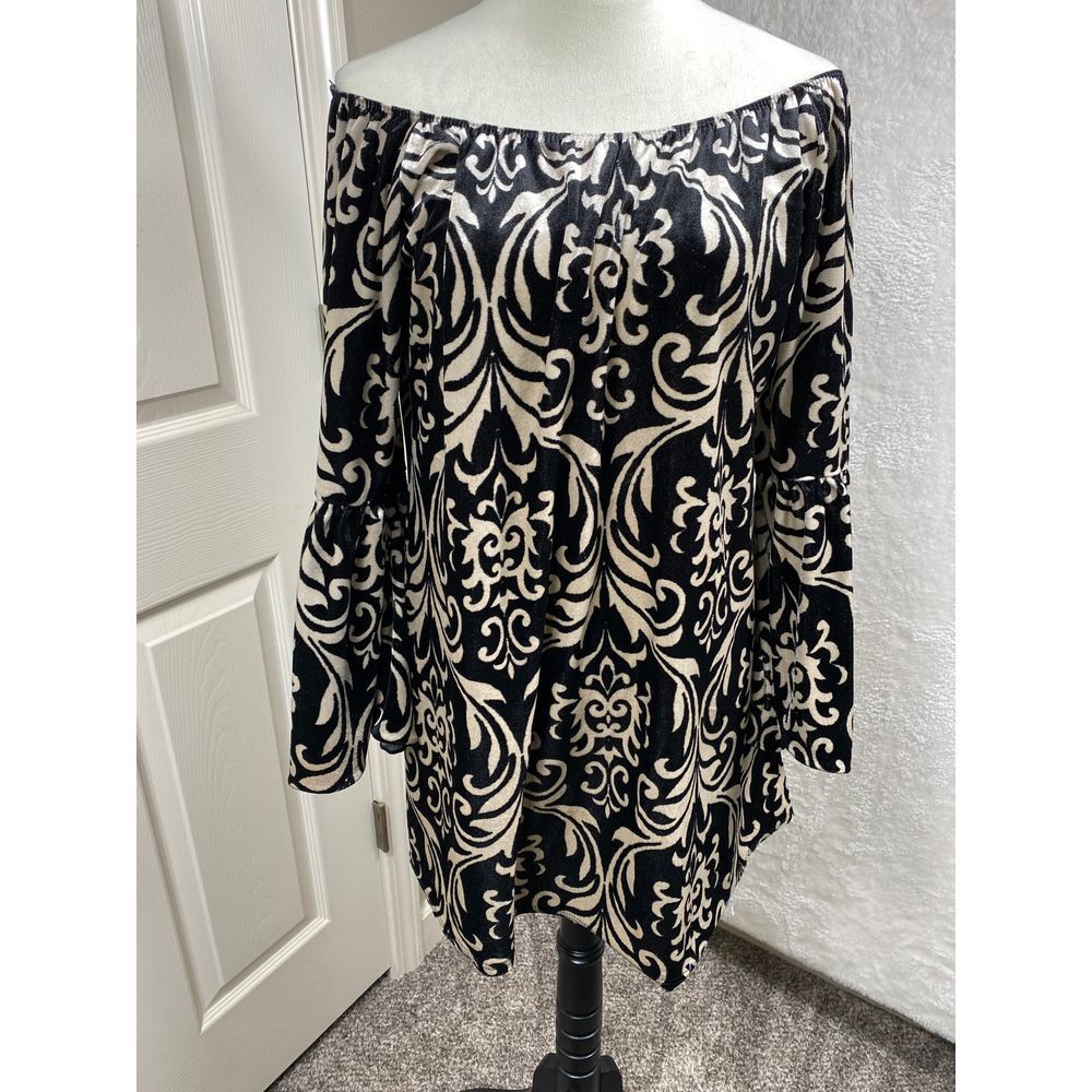 Honeyme‎ Velvet Off Shoulder Bell Sleeve Tunic Top Black Beige Damask Boho L